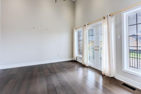 For Lease - 5865 Whitehorn Avenue, Mississauga, Ontario - Photo 5