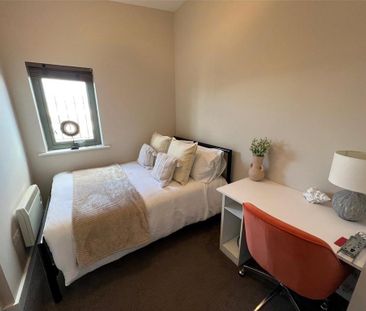 3 bedroom flat to rent - Photo 5