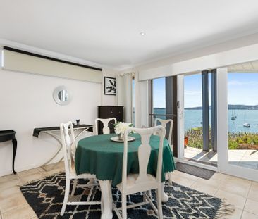 Breathtaking Waterfront Luxury - Photo 3