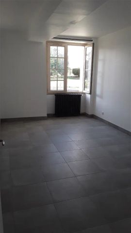 Location maison 4 pièces - 85m² à Andreze (49600) - Photo 4