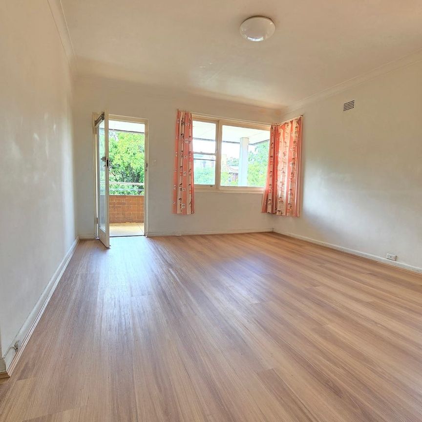 Modern 2-Bedroom Apartment in Prime Randwick Location - Photo 1