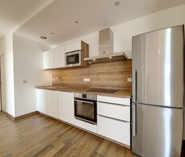 Location Appartement 3 pièces 70m² AJACCIO 20000 - Photo 5