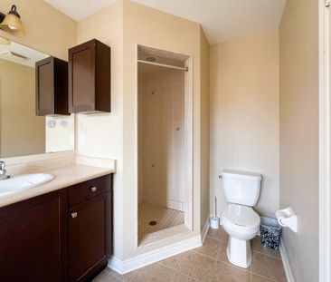 For Lease - 4439 Centretown Way, Mississauga, Ontario - Photo 2