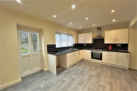 3 bedroom house to rent - Photo 5