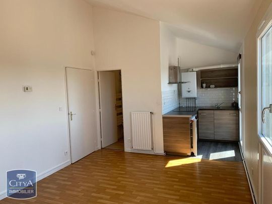 Location Appartement 1 pièce 30m² NIORT 79000 - Photo 1