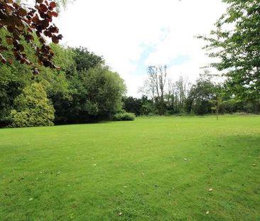 Reigate, Surrey, RH2 - Photo 6