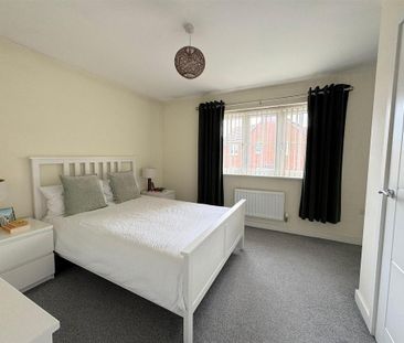 2 bedroom semi-detached house to rent - Photo 3