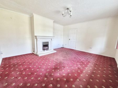 4 bedroom detached bungalow to rent - Photo 3