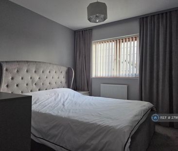 2 bedroom semi-detached house to rent - Photo 6