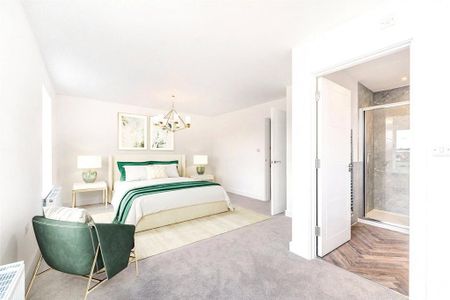 4 bedroom semi-detached house to rent - Photo 2