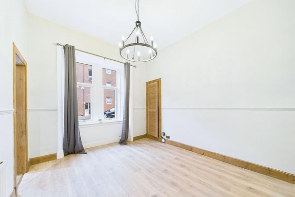 1 bedroom ground floor flat to rent - Photo 1