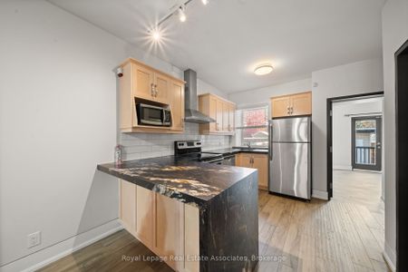 For Lease - 531 Runnymede Road Unit# 1, Toronto, Ontario - Photo 5