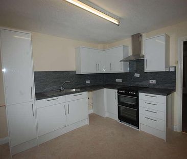 Truro Close, Sleaford, NG34 - Photo 4