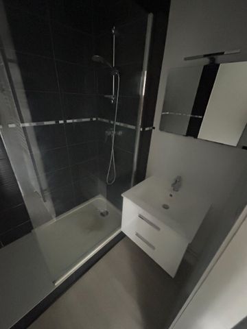 Location Appartement 1 pièce 26m² - Photo 2