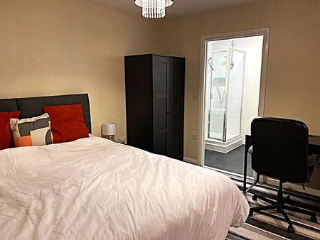 2 bedroom apartment to rent - Photo 4