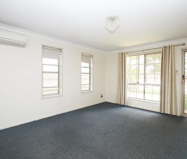 Bright & Comfortable 2-Bedroom Unit in a Fantastic Location – Walk ... - Photo 5