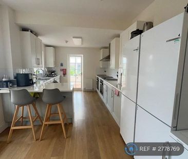 1 bedroom in a house share to rent - Photo 6