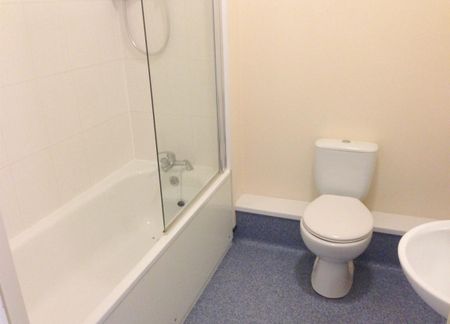 High Street City Centre Coventry - Photo 5