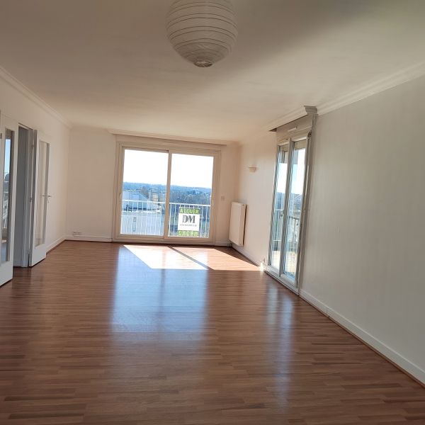 Location Appartement 4 pièces 81m² ORLEANS 45000 - Photo 1