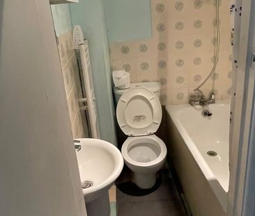 1 Bed Flat, Northbrook Road, IG1 - Photo 4