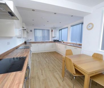 1 bedroom in a house share to rent - Photo 5