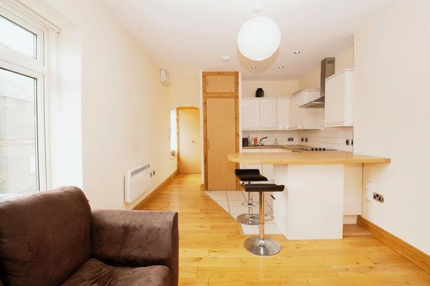 1 bedroom flat to rent - Photo 1