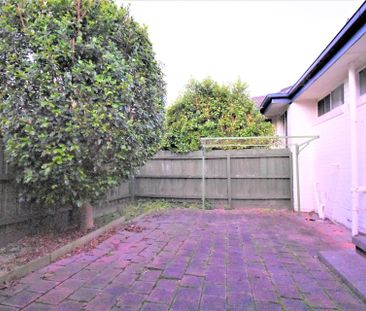 1/32 Simpsons Road, Box Hill - Photo 5