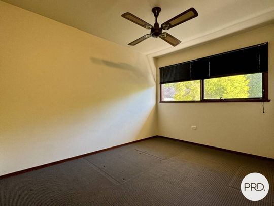 FOUR BEDROOM HOME! - Photo 1