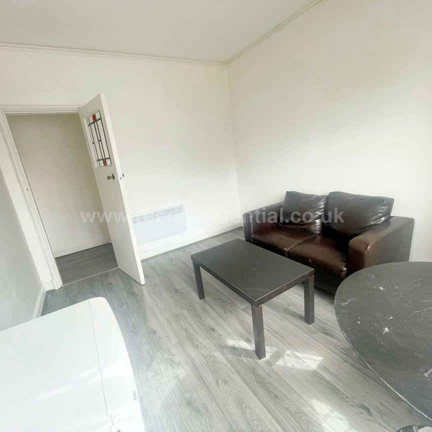 Gibbins Road, Selly Oak - Photo 1