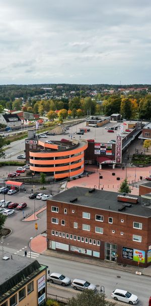 Norra Viaduktsgatan, Karlskoga - Photo 1