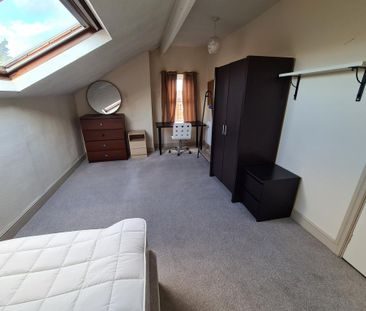 1 bedroom in a house share to rent - Photo 6