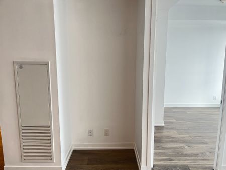 For Lease - 898 Portage Parkway Unit# 2605, Vaughan, Ontario - Photo 4