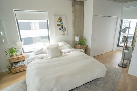 1085 Rue Smith, Montréal (Le Sud-Ouest), QC H3C - Photo 2