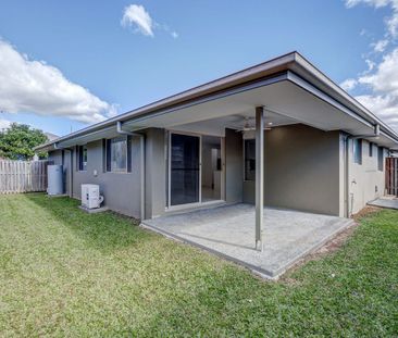 Located in A Quite Court - Photo 6