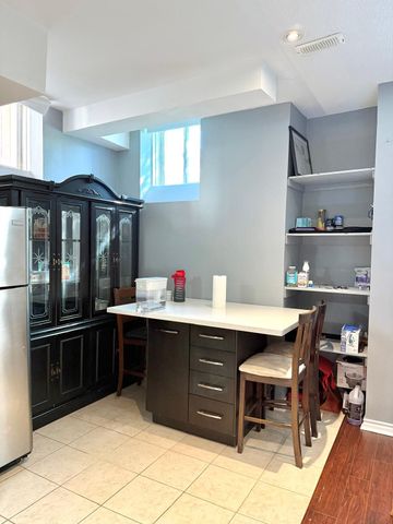 For Lease - 11 Alamosa Court, Brampton, Ontario - Photo 3