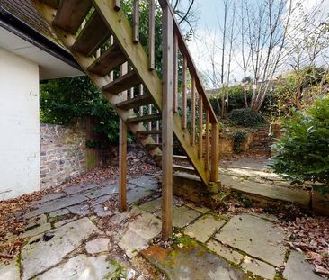 4 bedroom maisonette to rent - Photo 4