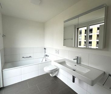 Modern 4.5-room apartment in Root - Photo 3