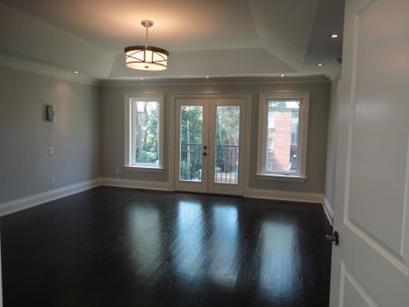 For Lease - 622 COLDSTREM Avenue, Toronto, Ontario - Photo 3