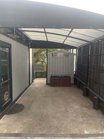 2 Bedroom 2 Bathroom Home - Photo 3