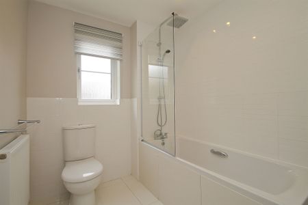 Ashengate Way, Five Ash Down, TN22 - Photo 2