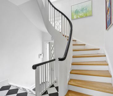 Smuk villa i Gentofte med eventyrlig have - Photo 2