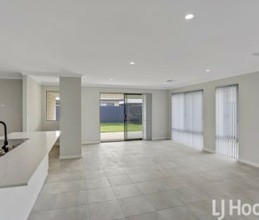 Large Stunning Family Home - Sought After Estate - Photo 1