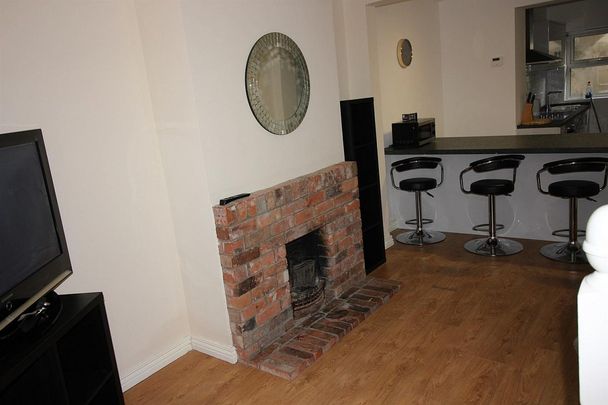 13 Capstone Street, Belfast BT9 7HN - Photo 1