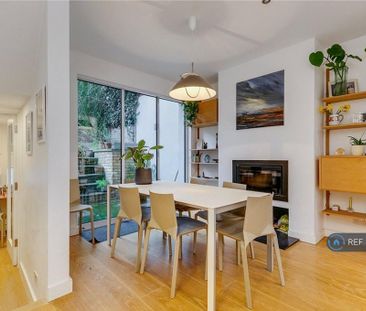 3 bedroom terraced house to rent - Photo 3