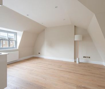 3 bedroom flat to rent - Photo 3