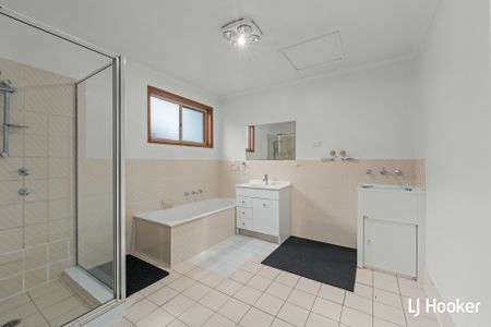 19/12 Crisp Circuit, Bruce ACT, Belconnen - Photo 3
