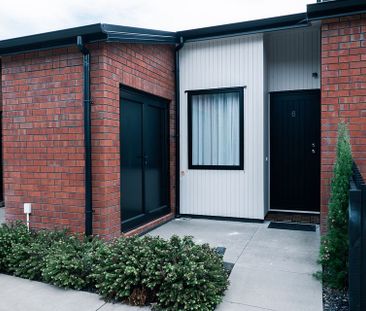 Beautifully appointed townhouse in Hobsonville - Photo 4