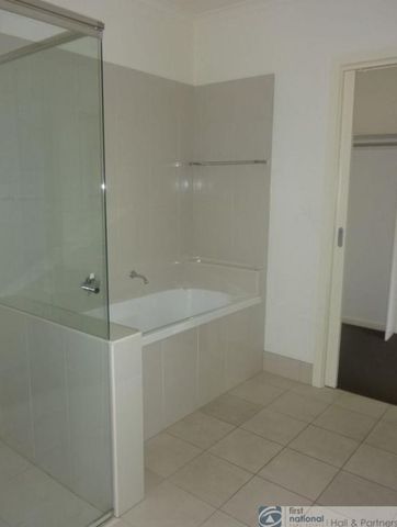 MODERN LIFESTYLE - Photo 4