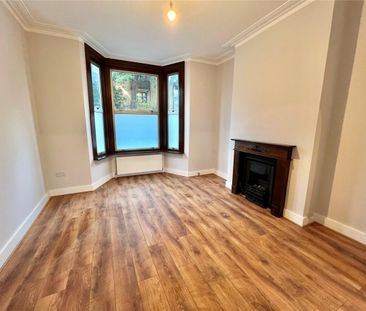 Gordon Road, N11, London - Photo 2