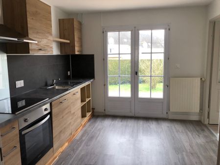 Location Maison 4 pièces 97m² CHATEAUBRIANT 44110 - Photo 4